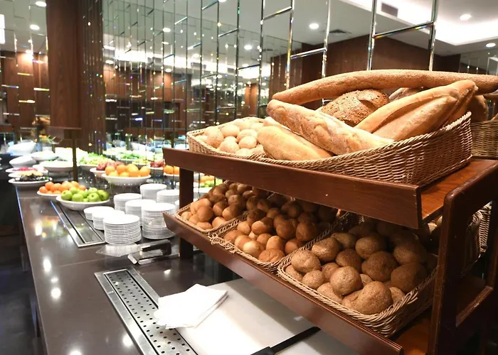 Mercure Istanbul West Hotel & Convention Center